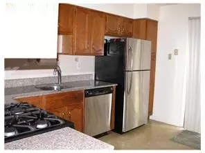 204 Maplecrest Rd, Edison, NJ 08820 photo 6