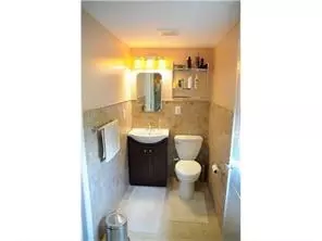 64 Willow Ave, East Franklin, NJ 08873 photo 18