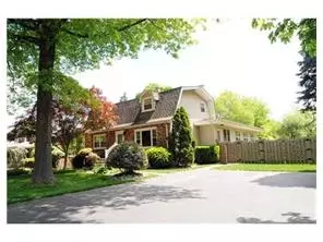 64 Willow Ave, East Franklin, NJ 08873 photo 1