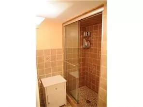 64 Willow Ave, East Franklin, NJ 08873 photo 22