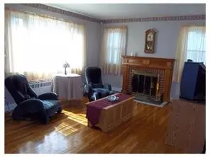 59 Carlton St, Edison, NJ 08837 photo 4
