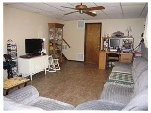 128 Player Ave, Edison, NJ 08817 photo 5