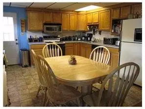 128 Player Ave, Edison, NJ 08817 photo 3