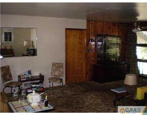 68 Orchard Rd, Middlesex, NJ 08846 photo 6