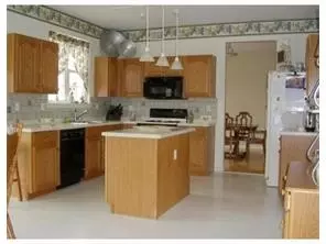 63 Rolling Brook Dr, Edison, NJ 08820 photo 6