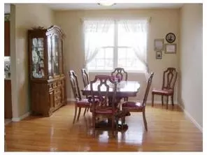 63 Rolling Brook Dr, Edison, NJ 08820 photo 4