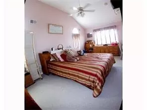 6 Bennington Dr, Edison, NJ 08820 photo 6