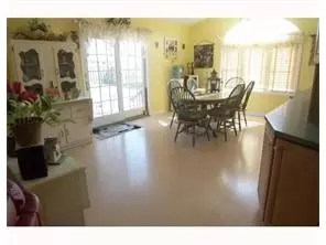 6 Bennington Dr, Edison, NJ 08820 photo 4