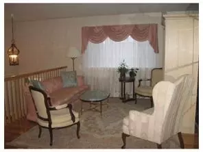 5 Eric Ct, NJ 08859 photo 4