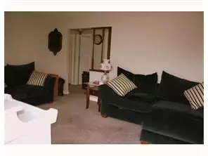 1 Ovington Ave, Edison, NJ 08817 photo 2