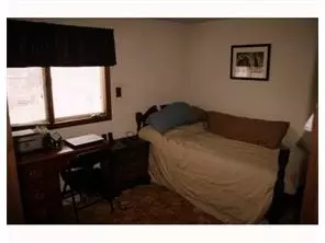 1 Ovington Ave, Edison, NJ 08817 photo 8