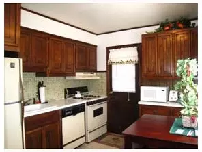 321 Giles Ave, Middlesex, NJ 08846 photo 3