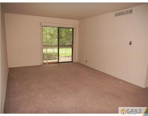 1938 Raspberry Ct, Edison, NJ 08817 photo 2