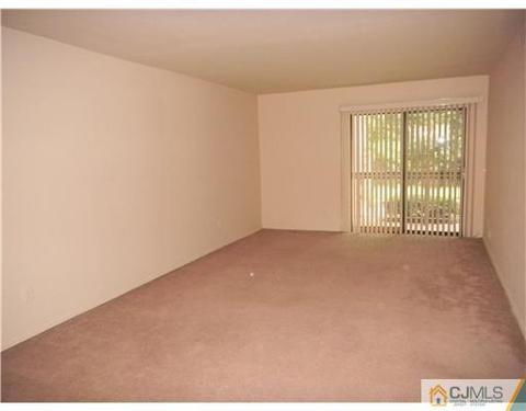 1938 Raspberry Ct, Edison, NJ 08817 photo 3
