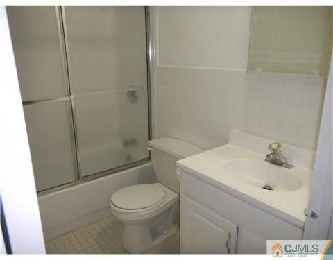 1938 Raspberry Ct, Edison, NJ 08817 photo 11