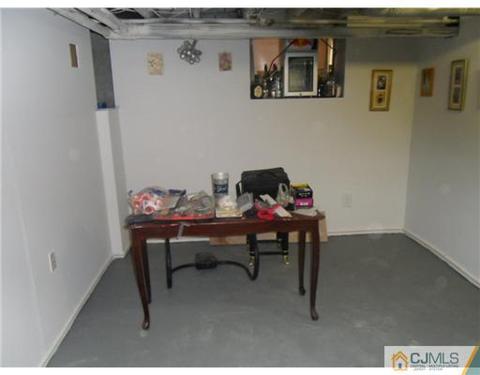 112 Runyon Ave, Middlesex, NJ 08846 photo 15