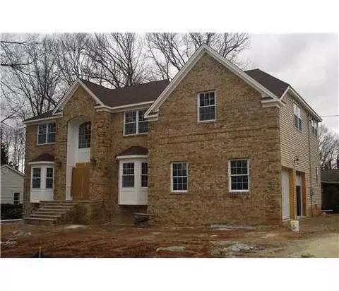 47 Spring St, Edison, NJ 08820 photo 1