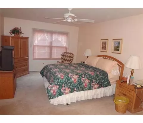18 Pheasant Run, Edison, NJ 08820 photo 10