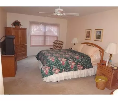 18 Pheasant Run, Edison, NJ 08820 photo 9