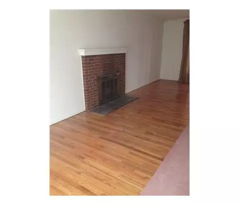 9 Maple St, Colonia, NJ 07067 photo 4