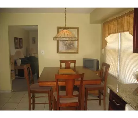 6 Sinclair Rd, Edison, NJ 08820 photo 6