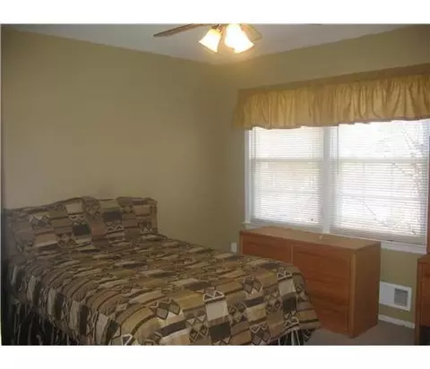 6 Sinclair Rd, Edison, NJ 08820 photo 12