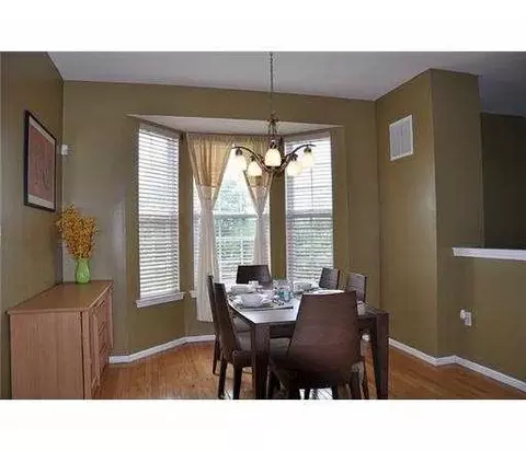 6 E Biesiada Ct, Parlin, NJ 08859 photo 6