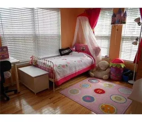 6 E Biesiada Ct, Parlin, NJ 08859 photo 9