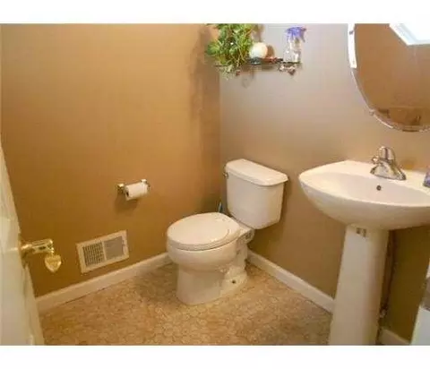 6 E Biesiada Ct, Parlin, NJ 08859 photo 13
