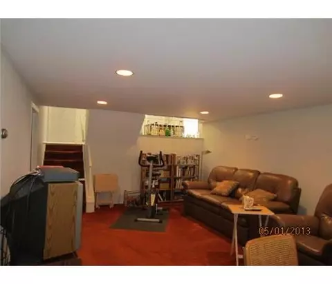 31 Brookfall Rd, Edison, NJ 08817 photo 17