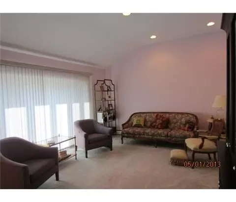 31 Brookfall Rd, Edison, NJ 08817 photo 4