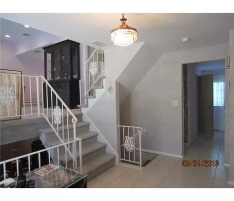 31 Brookfall Rd, Edison, NJ 08817 photo 3