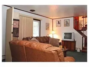 20 Maple St, Colonia, NJ 07067 photo 23