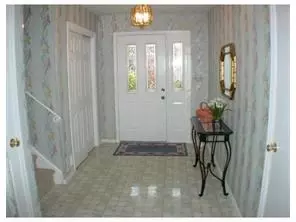 49 Meredith, Edison, NJ 08817 photo 4