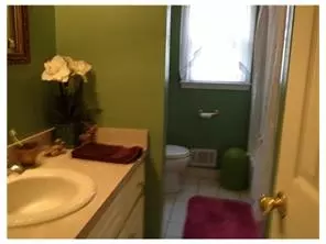 49 Meredith, Edison, NJ 08817 photo 9