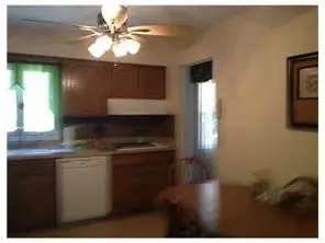 49 Meredith, Edison, NJ 08817 photo 13