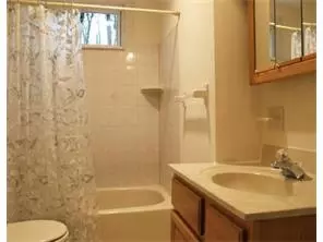 6 Adelphi Ct, Edison, NJ 08837 photo 8