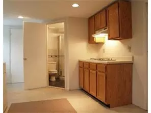 6 Adelphi Ct, Edison, NJ 08837 photo 9