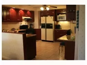 16 Maple Ave, Matawan, NJ 07747 photo 4