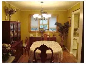 6 Locust Ave, Middlesex, NJ 08846 photo 4