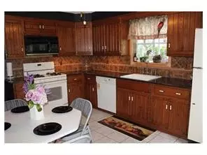 24 Old Post Rd, Edison, NJ 08817 photo 5