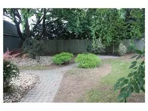 24 Old Post Rd, Edison, NJ 08817 photo 22