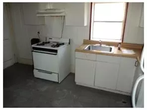 9 Taft Ave, Edison, NJ 08817 photo 4