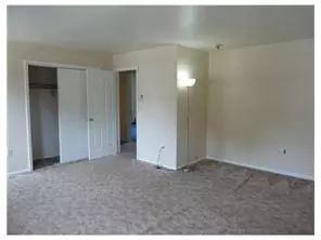 4 Paddock Ct, Edison, NJ 08820 photo 14