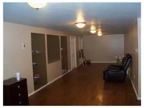 16 Adelphi Ct, Edison, NJ 08837 photo 12
