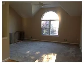 562 Cliff Rd, NJ 07077 photo 4