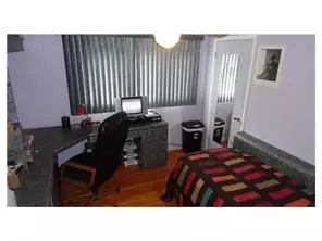 8 Peake Rd, Edison, NJ 08837 photo 14