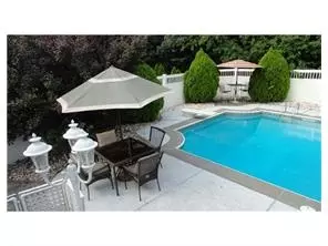 8 Peake Rd, Edison, NJ 08837 photo 19