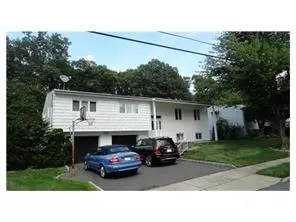 8 Peake Rd, Edison, NJ 08837 photo 2