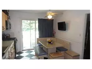 8 Peake Rd, Edison, NJ 08837 photo 9